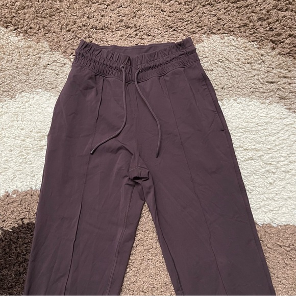 Lululemon Greatest Stride Pant Sz 2 *31" In Black Satin - Picture 6 of 10